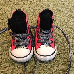 Converse toddler